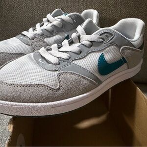 Nike Alleyoop SB GS 'Particle Grey Geode Teal'